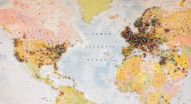 Nomadic histories: cinema and the â€œpostcolonial lensâ€